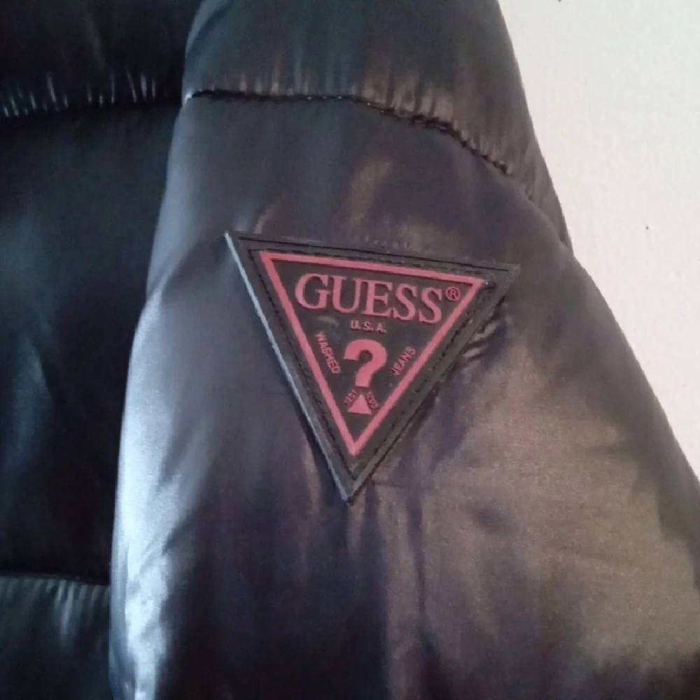 GUESS Black Puffer Coat with Deep Red Interior